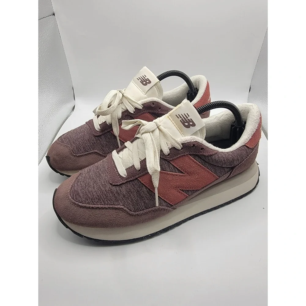 New Balance Unisex 237 V1 Sneakers Size 11W & 9.5M
